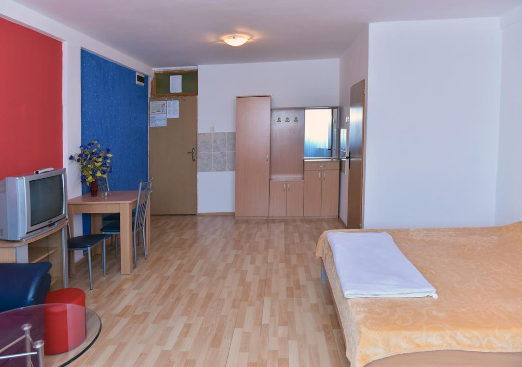 Hostel Milkaza 노비사드 외부 사진