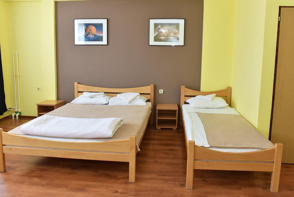 Hostel Milkaza 노비사드 외부 사진