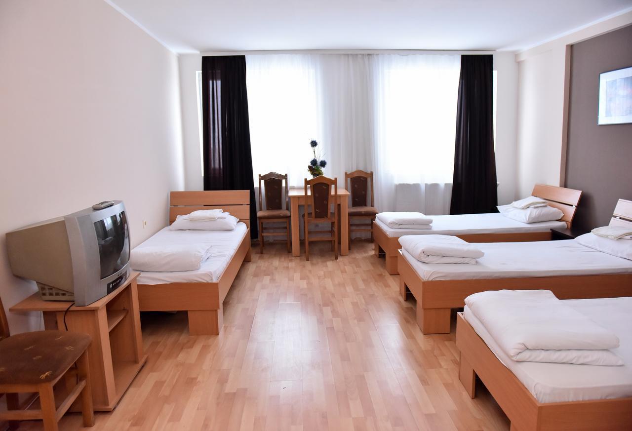 Hostel Milkaza 노비사드 외부 사진