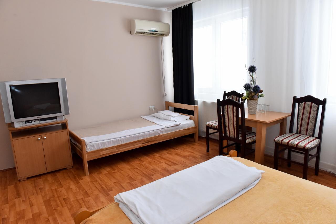 Hostel Milkaza 노비사드 외부 사진