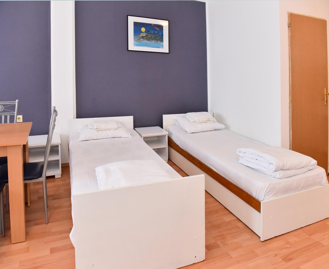 Hostel Milkaza 노비사드 외부 사진