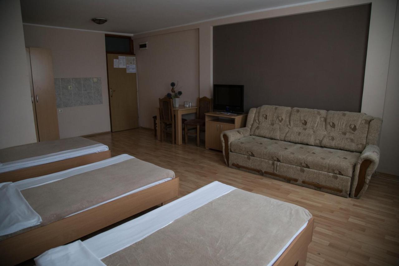 Hostel Milkaza 노비사드 외부 사진