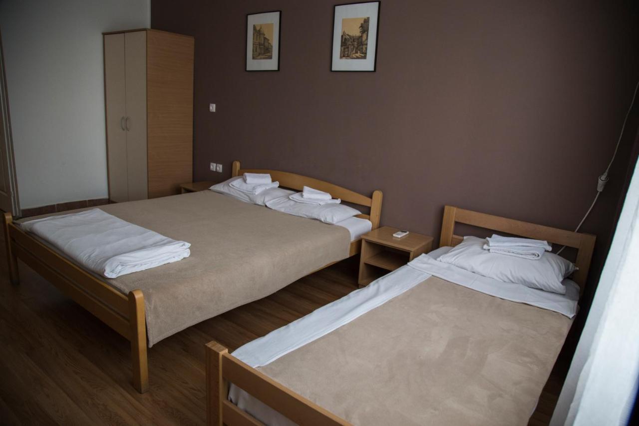 Hostel Milkaza 노비사드 외부 사진