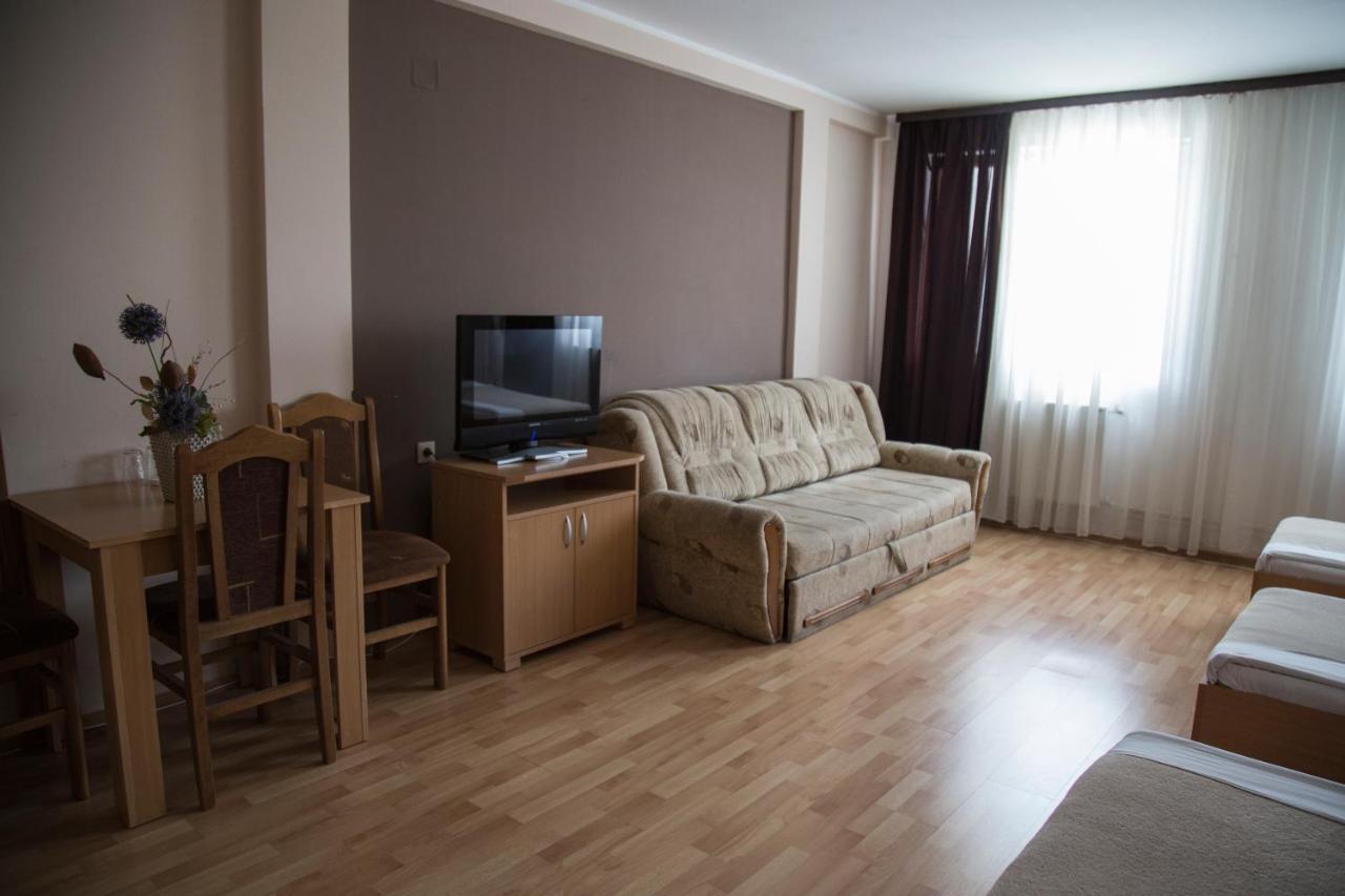 Hostel Milkaza 노비사드 외부 사진