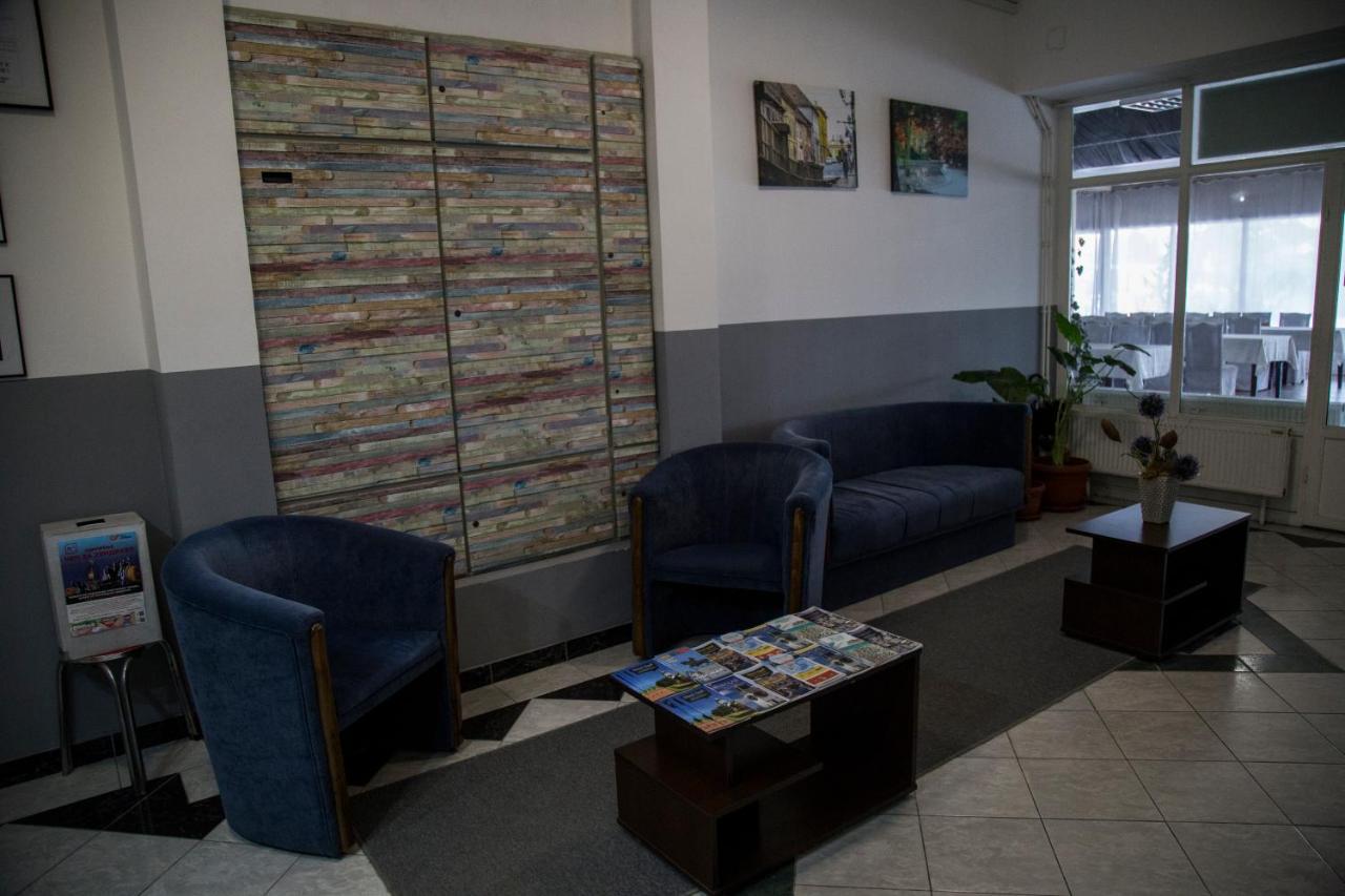 Hostel Milkaza 노비사드 외부 사진