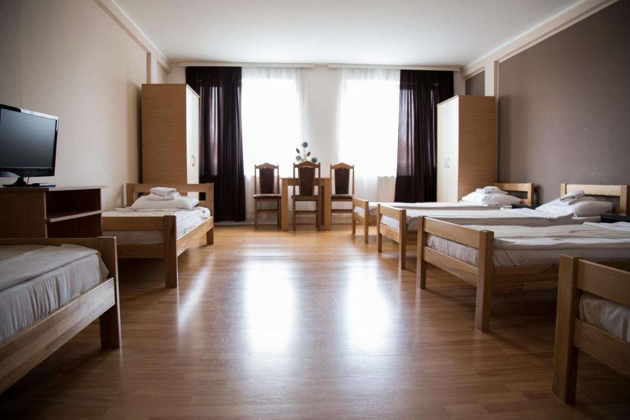 Hostel Milkaza 노비사드 외부 사진