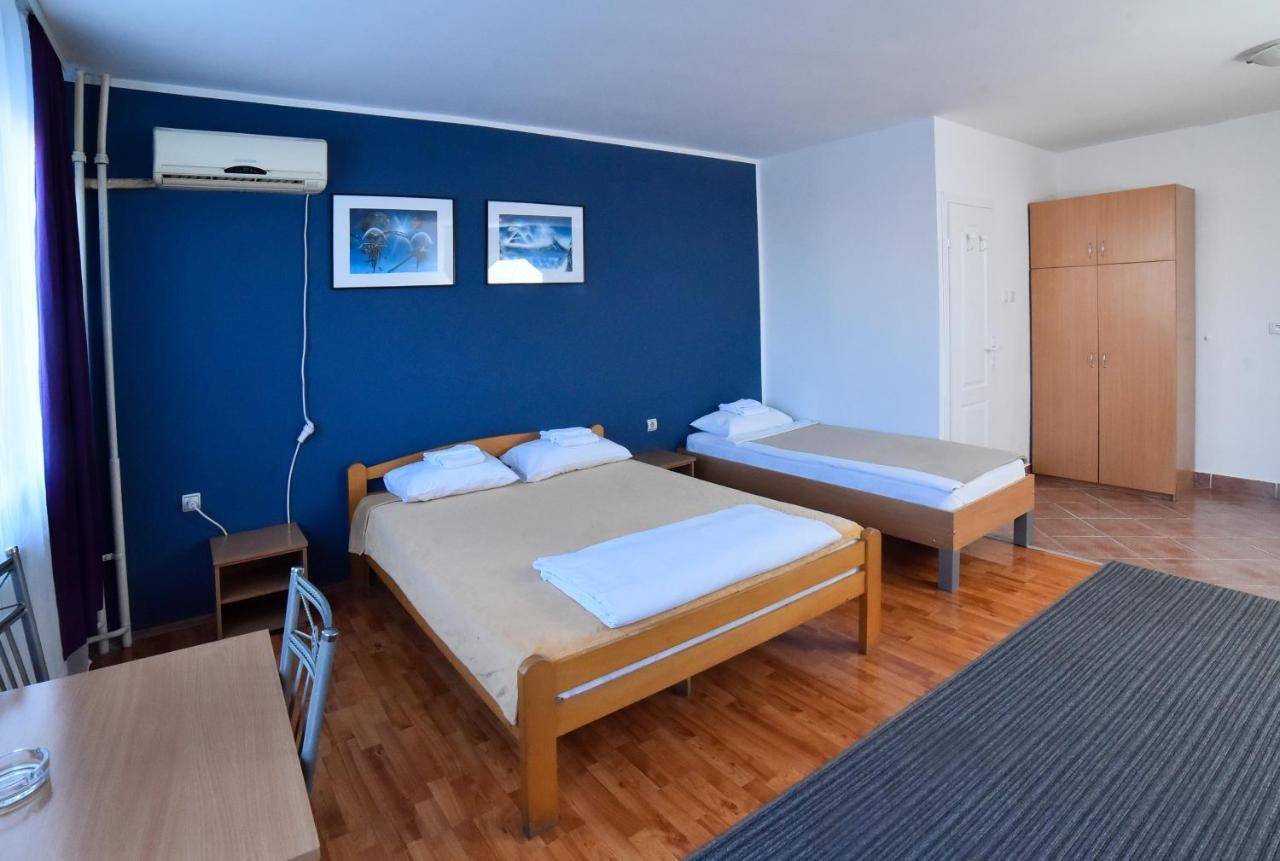 Hostel Milkaza 노비사드 외부 사진
