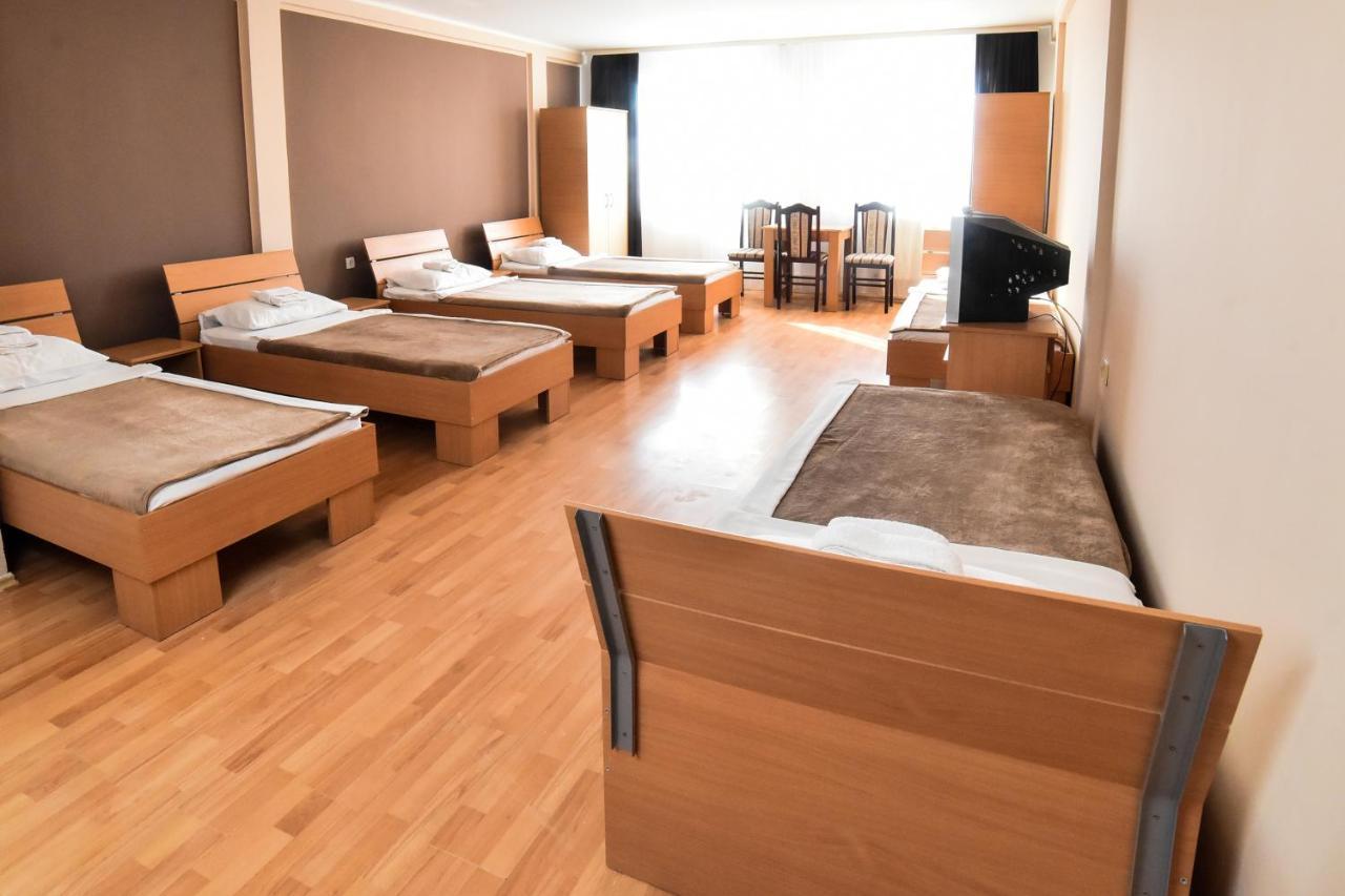 Hostel Milkaza 노비사드 외부 사진